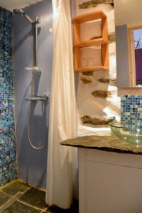 Salle de bain de la Chambre d'hôte "Prune"